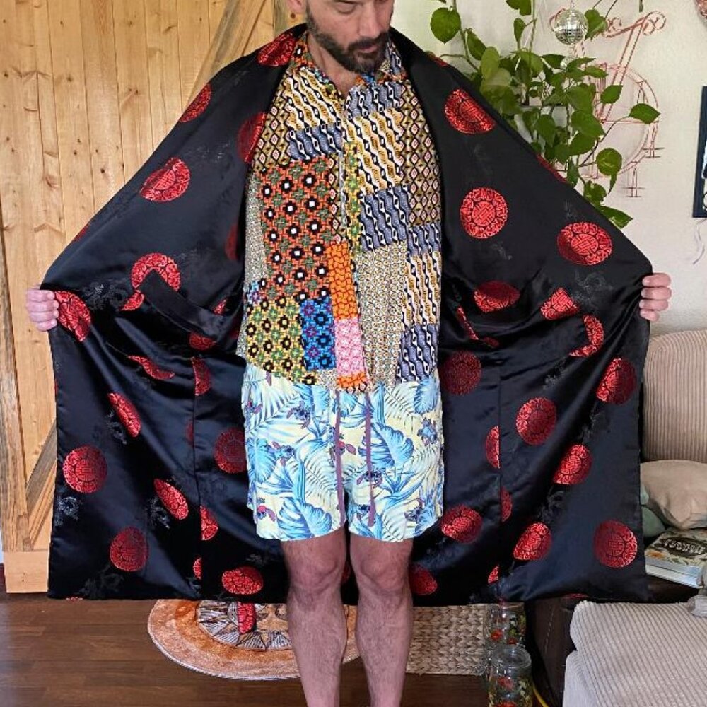 Reversible Tiger Robe - image 4